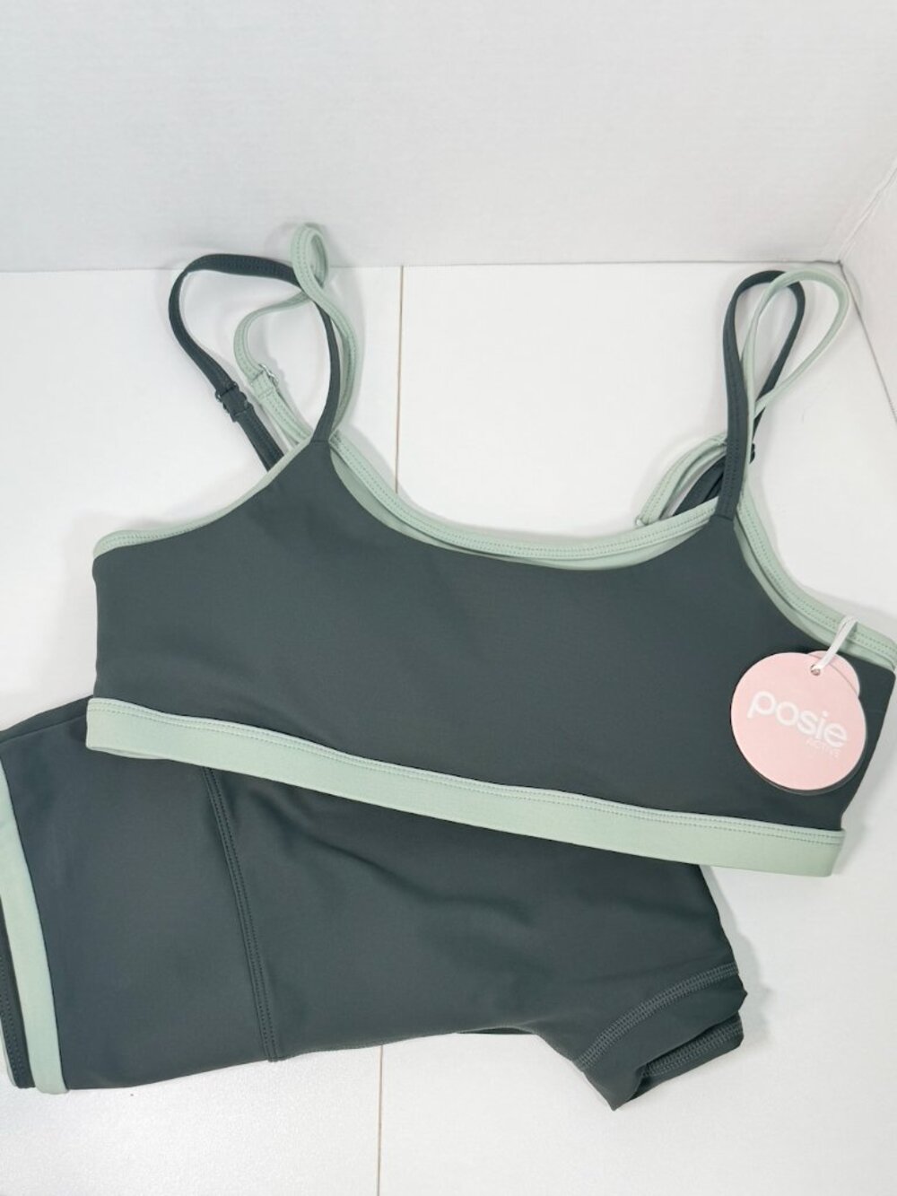 Posie Active Double Layered Bra And Leggings Set Medium NWT 2 Piece Workout Set